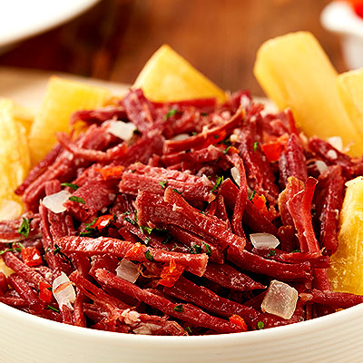 petiscos_carneseca_aipim