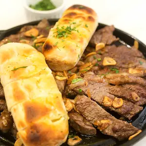 Chapa-de-Picanha-em-Tiras-com-Alho
